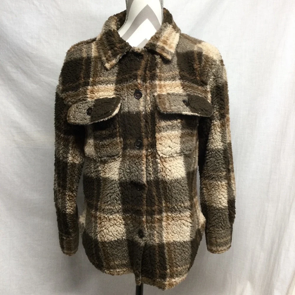 Almost Famous Womens Plaid Sherpa Shacket Button-Up Jacket in Brown & Cream Sz M - Picture 1 of 11